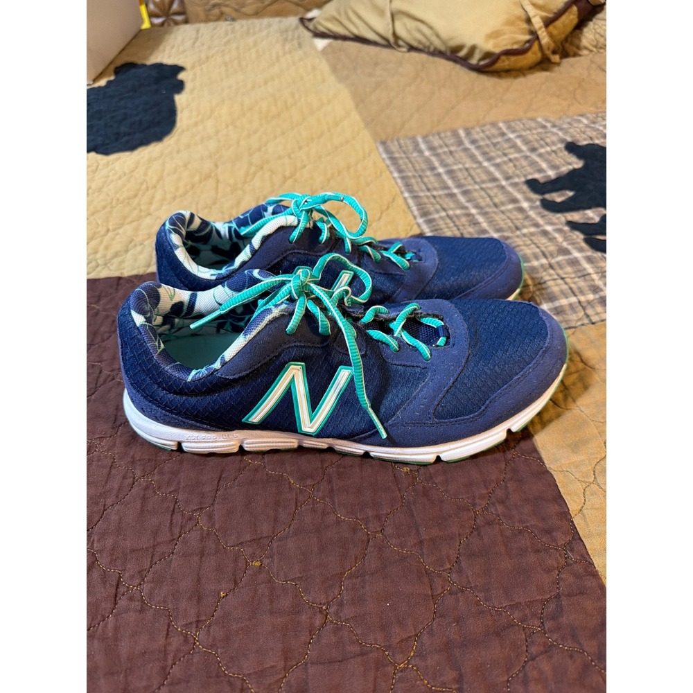 New Balance 630v2 Womens Running Shoes Navy Blue Teal Floral W630BG2 Size 9 US